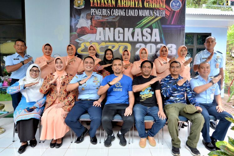 Pj Wali Kota Sabang, Reza Fahlevi mengapresiasi pelaksanan Angkasa Expo Tahun 2023, yang di gelar Yayasan Ardhya Garini Cabang Lanud Maimun Saleh Sabang, di Paud Angkasa Lanud Maimun Saleh