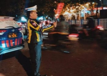 Polresta Manado rutin laksanakan patroli siaga lampu biru di keramaian kota (Silau Mata), Sabtu (25/2/2023) malam