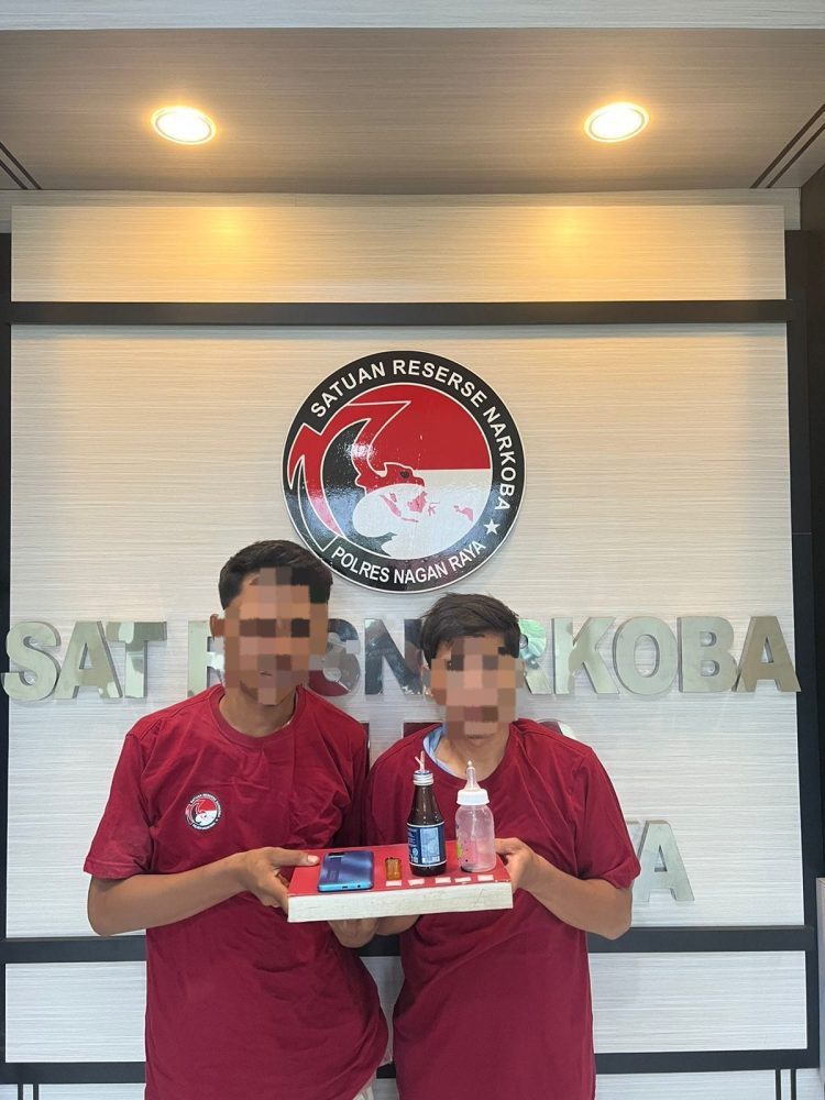 Tim Elang Sat Res narkoba Polres Nagan Raya, kembali mengamankan 2 pemuda daerah tersebut, karena dengan nekat menjadi bandar narkoba jenis sabu sabu