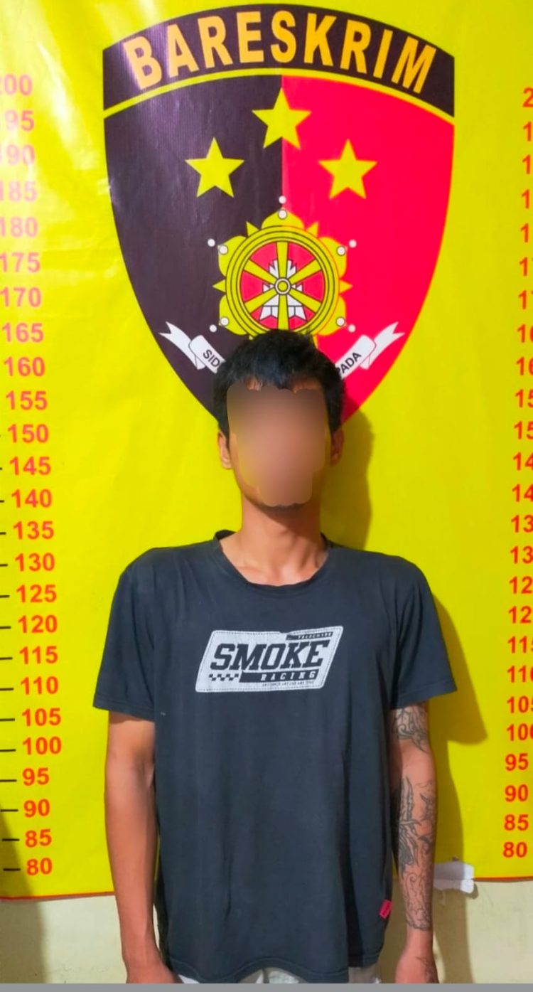 MR (23) Warga Dusun III Desa Nagarejo Kecamatan Galang Kabupaten Deliserdang ditangkap, Minggu (5/3/23) karena menganiaya Sugimin (53). (Foto Dok/ Polsek Galang)