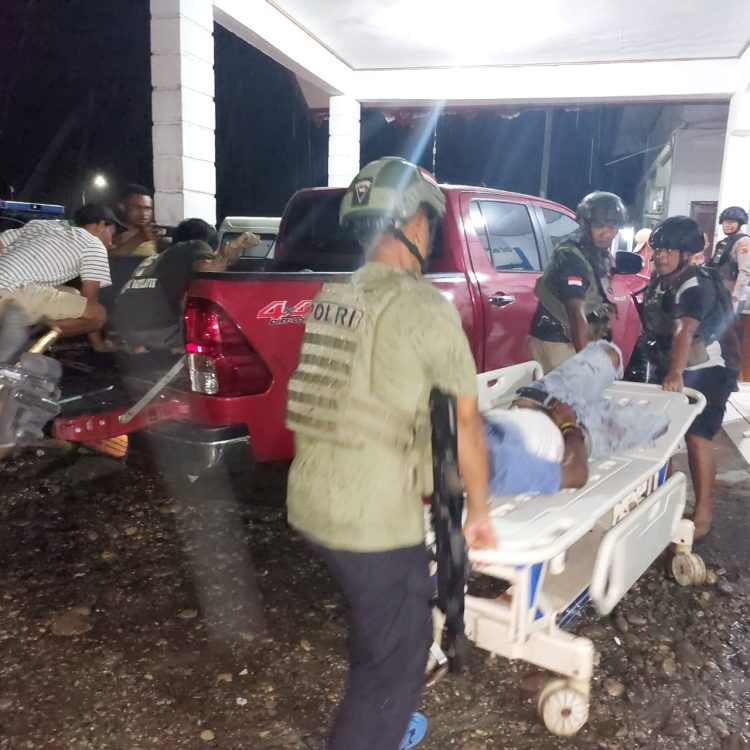 Penembakan terhadap 2 orang masyarakat di Jalan Poros Logpond Km. 2, Distrik Dekai, Kabupaten Yahukimo, pada Rabu 8 Maret 2023