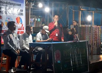 Penandatangan Kerjasama dan Kuasa Advokasi Pedagang APPSI, kepada Posbakumadin, dikawasan Pasar Cita Kanopi pusat kota, 9 Maret 2023