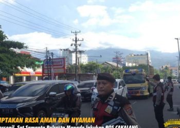Satuan Samapta Polresta Manado melaksanakan kegiatan Pos Cakalang (polisi cegah kemacetan dan Pelanggaran)