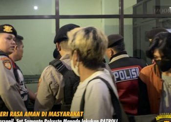 Personel Sat Samapta lakukan kegiatan Patroli dialogis secara humanis pada seputaran wilayah hukum Polresta Manado, Jumat (10/03/2023)