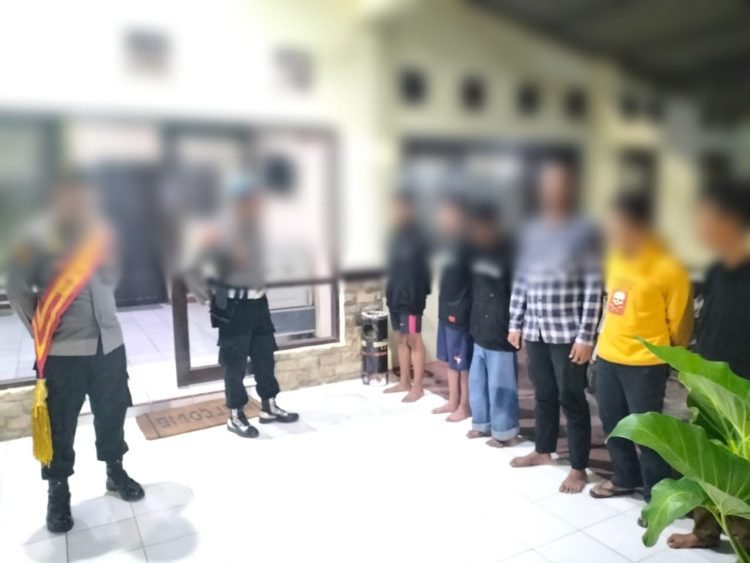 Tim gabungan dari Polres Tegal Kota kembali berhasil mengamankan 9 remaja yang kedapatan membawa senjata tajam (Sajam) saat melaksanakan patroli