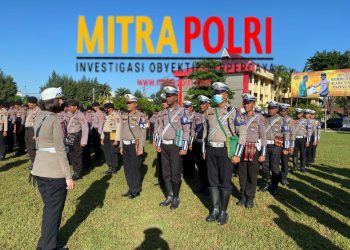 Guna mendukung Usaha Mikro Kecil Menengah (UMKM) seluruh personel Polda NTT diwajibkan menggunakan Tas motif tradisional Provinsi NTT