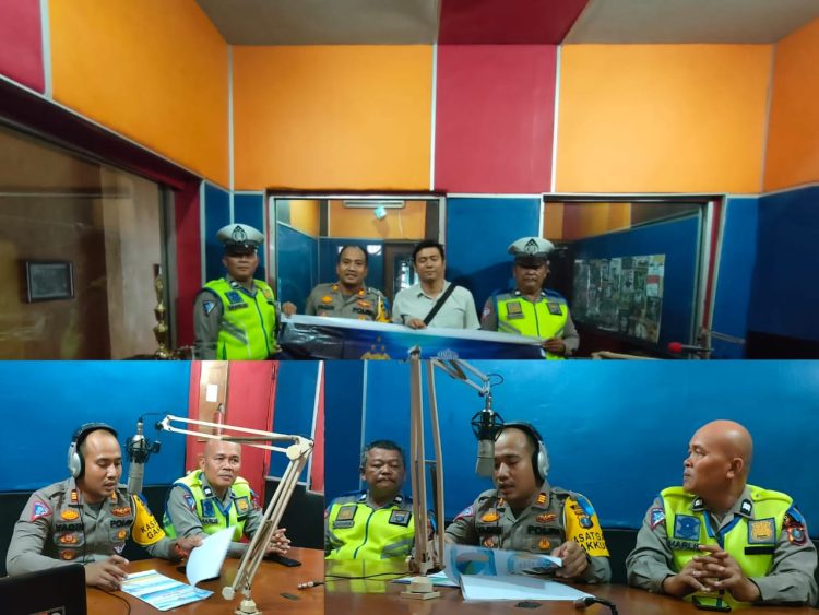 Kasat Lantas, AKP M. Ainul Yaqin, S.I.K., M.H melaksanakan Sosialisasi Ops Keselamatan Toba 2023 kepada masyarakat, Senin (13/03/2023)