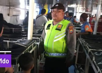 Personel Polsek Pelabuhan melaksanakan patroli diseputaran pelabuhan manado guna mencegah terjadinya tindak kriminalitas, Senin (13/03/2023)