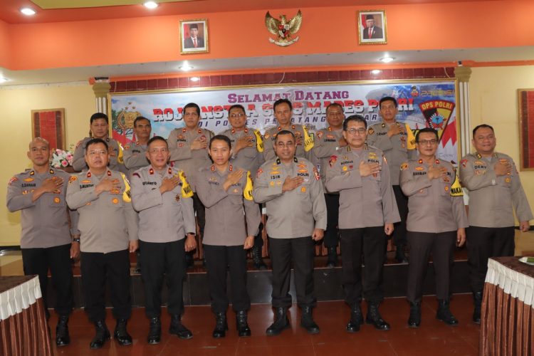 Kapolres Pematangsiantar AKBP Fernando SH S.I.K, menerima kunjungan kerja Tim Rojianstra Sops Mabes Polri, dalam rangka pengkajian giat Kepolisian Polda Sumut