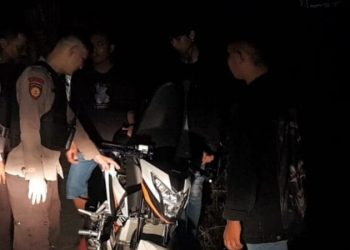 Personel Polsek Malalayang laksanakan patroli Sibulan (sikat pemabuk jalanan), Kamis (16/03/2023) sekitar pukul 21.45 WITA