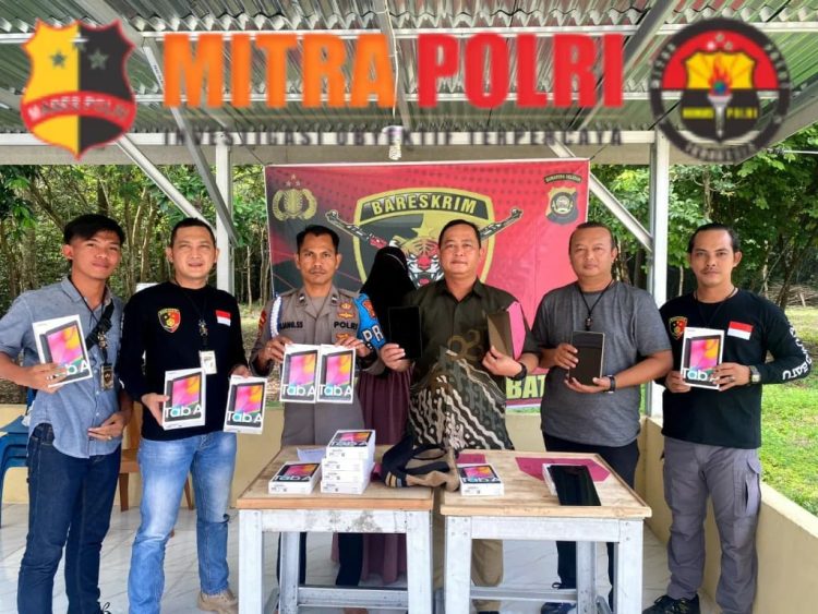 Beberapa Tablet Samsung Galaxy Tab A (Inventaris) sekolah yang diamankan
