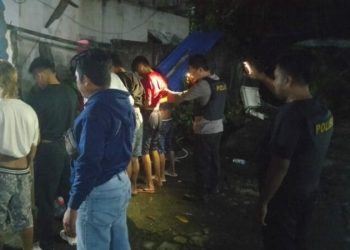 Personel Polsek Malalayang yang dipimpin oleh SPK Polsek Malalayang Iptu Irwan Datamanise melaksanakan patroli Sikat Pemabuk Jalanan dalam rangka cipta kondisi kamtibmas kondusif