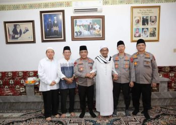 Irjen Pol Panca menyambangi Pondok Pesantren Buya Marbun, Ketua MUI Sumut dan Ketua Baznas Sumut serta kediaman Bunda Indah