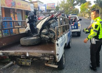 Sat Lantas Polres Pematangsiantar berhasil amankan 4 Unit Sepeda motor (Septor) terindikasi balap liar dari Terminal Tanjung Pinggir, Kecamatan Siantar Martoba, Kota Pematangsiantar, Kami (23/03/2023)