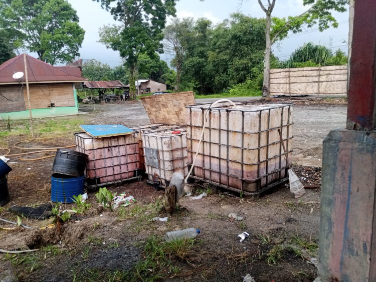 Lokasi 'kencing' CPO yang terdapat di dekat eks Kantor PJR Tiga Dolok, Kabupaten Simalungun