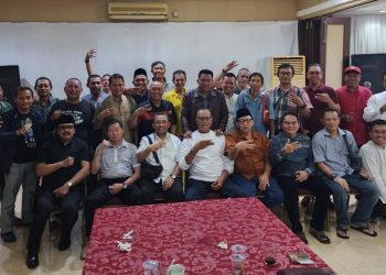 Ketua Umum Relawan Erick Thohir Presiden 2024 (ETHOR), mengundang beberapa advokat, aktivis dan tokoh masyarakat Jawa Timur dalam acara silaturahmi di Rumah Makan Agis, Surabaya