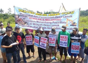Warga Desa Lamuk adakan Audensi Galian-C sungai pekacangan, yang berada di Dusun gua lele, Desa Lamuk, Kejobong purbalingga