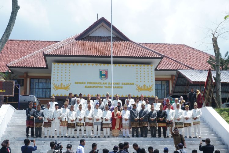 Rapat Paripurna Istimewa Memperingati Hari Ulang Tahun (HUT) Kabupaten Tanggamus yang ke 26 Tahun 2023. Yang digelar di kantor DPRD setempat, Senin (20/3/2023)