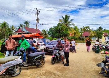 Kapolsek Sajoanging melaksanakan kegiatan Patroli PAM dan monitoring kegiatan di Pasar Jalang Kelurahan Akkajeng Kecamatan Sajoanging