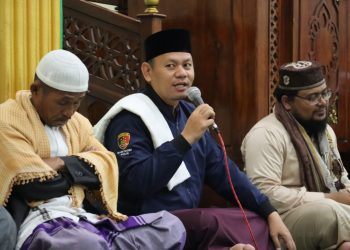 Kapolres Dairi AKBP Wahyudi Rahman SH, SIK, MM sabtu subuh 01/4/23 melaksanakan gerakan subuh keliling bertempat di mesjid Jami' desa Bintang Mersada