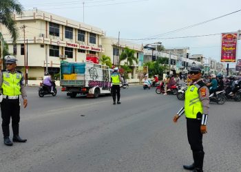 Polantas Lhokseumawe rutin mengatur arus lalu lintas di titik penggal di kawasan Kota Lhokseumawe