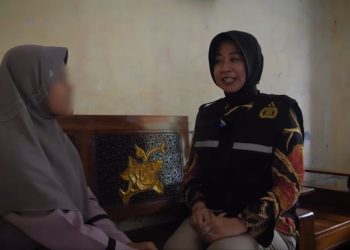 Kanit PPA Sat Reskrim Polresta Banyumas Ipda Metri Zul Utami, S.Psi, yang merupakan konselor untuk korban persetubuhan anak dibawah umur berinisial AZ (12) warga Desa Kedungrandu, Kec. Patikraja, Kab. Banyumas