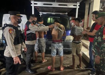 Personel Polsek Jajaran Polresta Manado melaksanakan patroli Sibulan (sikat Pemabuk Jalanan), Sabtu (1/4/2022) pukul 23.00 WITA