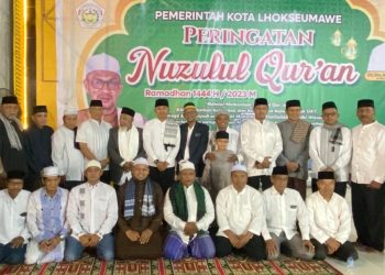 Dandim 0103/Aceh Utara Letkol Inf Hendrasari Nurhono S.I.P.,M.I.P., mendampingi Komandan Korem 011/LW Kolonel Kav. Kapti Hertantyawan, S.H menghadiri peringatan malam Nuzulul Qur'an 1444H / 2023 Masehi