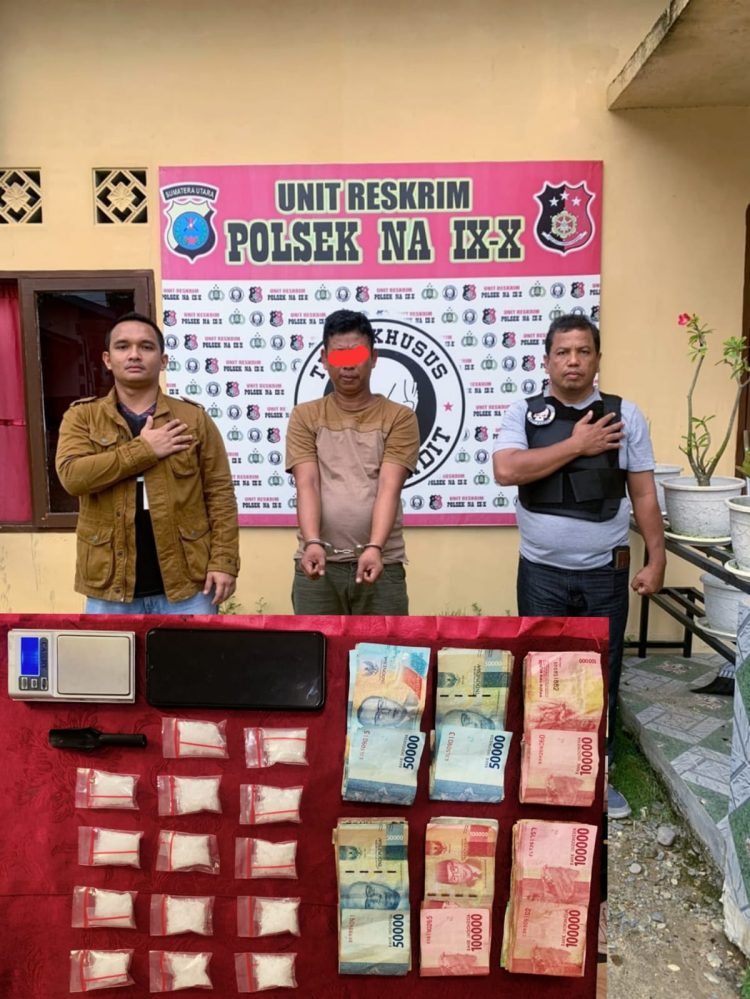 Pelaku Syaipul Bahri alias Ipul Warga Desa Aek Hitetoras Kecamatan Marbau di Dusun Kampung Jawa Desa Pulau Jantan Kec. NA IX-X Kabupaten Labura diamankan beserta barang bukti