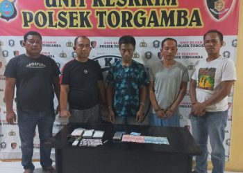 Team Unit Reskrim Polsek Torgamba yang dipimpin oleh Kanit Reskrim berhasil menangkap dua pelaku penyalahgunaan narkotika jenis sabu sabu