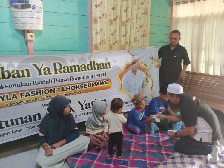 Bakal calon legislatif (Bacaleg) DPRK Aceh Utara Dapil 2 Muhammad Aswadi menggelar acara buka puasa bersama dan santunan Anak Yatim, Sabtu 08 April 2023