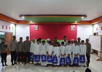 Kapolres Boven Digoel bersama PJU Silahturahmi ke Pondok Pesantren Hidayatullah Boven Digoel, Hari Minggu (09/04/23)