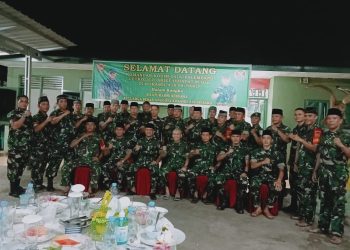 Komandan Kodim 0418/ Palembang, Letkol Czi Arief Hidayat M.Han, bersilahturahmi bersama keluarga besar anggota Koramil 418-08/Sako dan unsur Forkopimcam Sako dan Sematang Borang. Senin (10/4/2023)