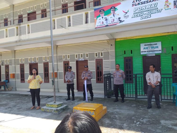 Polsek Kota Sidikalang melakukan sosialisasi kepada pada pelajar siswa / siswi SMA yang ada di Kecamatan Sidikalang