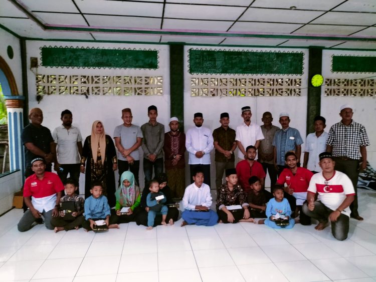 Persatuan Wartawan Repoblik Indonesia (PWRI) Kabupaten Aceh Utara adakan Menyantuni Anak yatim piatu di panti asuhan yayasan kesejahteraan terpadu, yang beralamat di gampong Keulile kecamatan Nibong