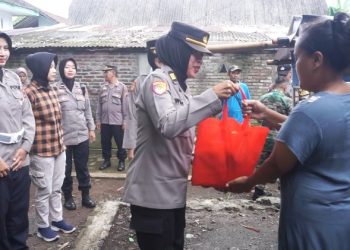Polres Purbalingga menggelar kegiatan bakti sosial (baksos) di sejumlah lokasi wilayah Kabupaten Purbalingga, Jumat (14/4/2023)