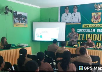 Personil Polsek Parongil dipimpin langsung oleh Kapolsek Parongil AKP Hotman Purba mengikuti rapat optimalisasi intervensi gizi spesifik dan sensitif dalam penanggulan stunting di Aula UPT Puskesmas Kentara Kecamatan Lae Parira