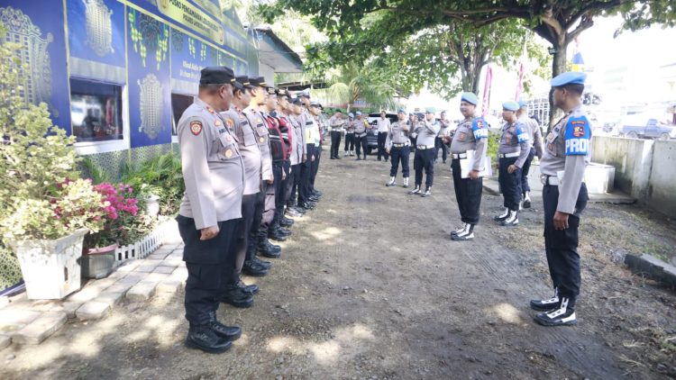 Tim dari Divisi Propam Mabes Polri Pimpinan KOMBES POL Bartholomeus Meison Sagala, S.H., S.I.K., M.H beserta rombongan didampingi tim dari Bid Propam Polda Aceh melakukan pemantauan dan pengecekan langsung ke Pos Pengamanan (Pos PAM) serta Pos Pelayanan (Pos YAN) Ketupat Seulawah