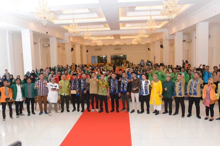 Badan Eksekutif Mahasiswa Nusantara (BEMNUS) adakan kegiatan Seminar Nasional sekaligus pengukuhan BEMNUS Sumatera Selatan yang dilaksanakan di Lantai 5 Ballroom Hotel Dewinda Kota Lubuklinggau