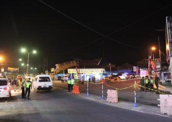 Kodim 0206 Dairi bersama Polres Dairi melaksanakan Patroli Skala Besar Dalam Rangka "Kegiatan Rutin Yang Ditingkatkan (KRYD). Sabtu Malam 29-04-2023.