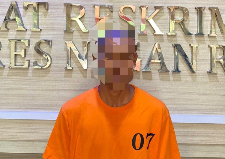 Sat Reskrim Polres Nagan Raya, berhasil mengamankan seorang pelaku yang diduga melakukan pencurian buah sawit milik PT. Socfindo Perkebunan Seunagan