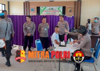 Sebanyak 98 orang Calon Taruna (Catar) Akademi Kepolisian (Akpol) Panitia Daerah (Panda) Polda NTT menjalani pemeriksaan kesehatan tahap I