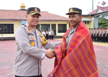 Kapolres Dairi AKBP Wahyudi Rahman, S.H, S.I.K, M.M pimpin pelaksanaan Upacara Pelepasan Personil Memasuki Purna Bhakti Polres Dairi An. IPDA NUSA PINEM