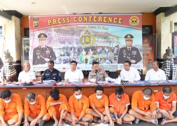 Kapolres Gianyar AKBP. Ketut Widiada didampingi Kasatresnarkoba AKP. Made Putra Yudistira mengatakan selama bulan Maret s/d Mei 2023 ini berhasil mengungkap 7 kasus dan mengamankan 14 tersangka, 12 diantaranya laki-laki dan 2 perempuan