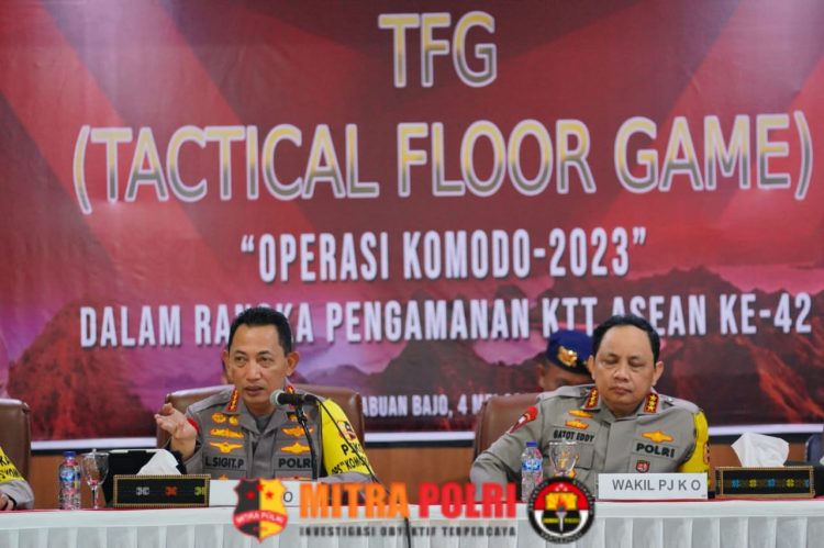 Kapolri Jenderal Listyo Sigit Prabowo meninjau secara langsung kegiatan Tactical Floor Game (TFG) pengamanan Konferensi Tingkat Tinggi (KTT) ASEAN di Labuan Bajo