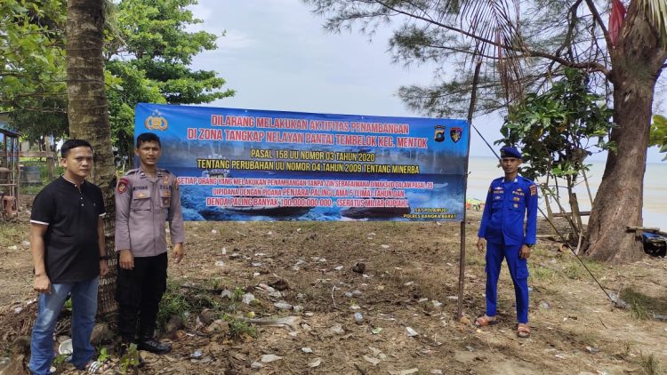 Sat Polairud Polres Bangka Barat tetap aktif menghimbau kepada masyarakat khususnya para nelayan untuk sama-sama menjaga perairan tembelok dan keranggan agar tidak ada lagi penambangan illegal di wilayah tersebut. Minggu (07/05/2023)
