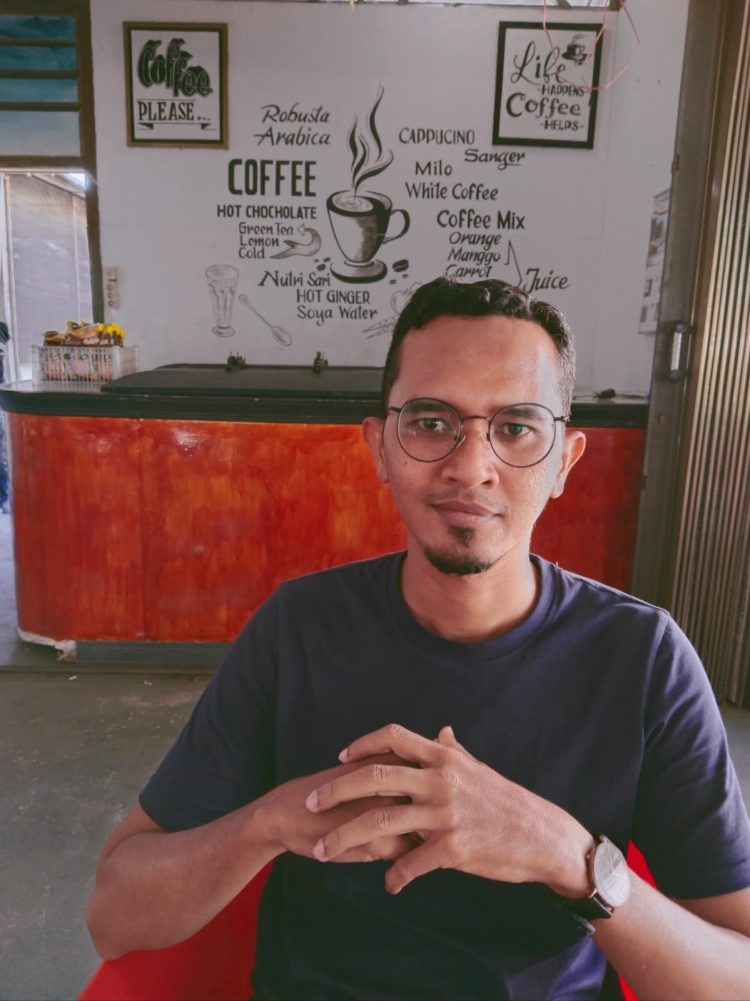 Putra Rizki Pratama Wakil Sekretaris
DPD POSPERA (POSKO PERJUANGAN RAKYAT) ACEH