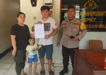 Bhabinkamtibmas Polsek Urban Wanea Polresta Manado melakukan penyelesaian masalah KDRT yang terjadi pada hari Senin (8/5/2023)