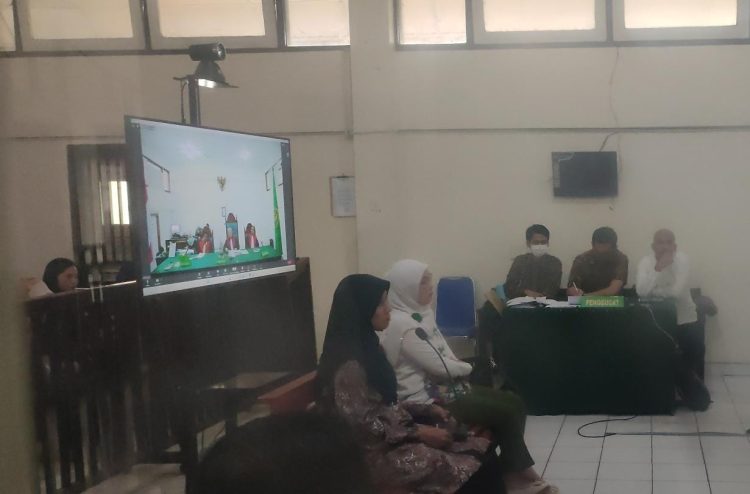 Sidang gugatan perdata antara penggugat Universitas Bina Darma (UBD) Palembang dan tergugat berapa Ahli waris, atas perkara sengketa lahan universitas Bina Darma Palembang, kembali bergulir di Pengadilan Negeri (PN) Palembang