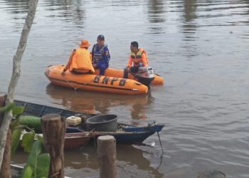 Seorang anak perempuan bernama Alena Sabana binti M.Soleh berusia 4,5 tahun warga kelurahan Kedaton Kecamatan Kayuagung dikabarkan tenggelam di sungai komering